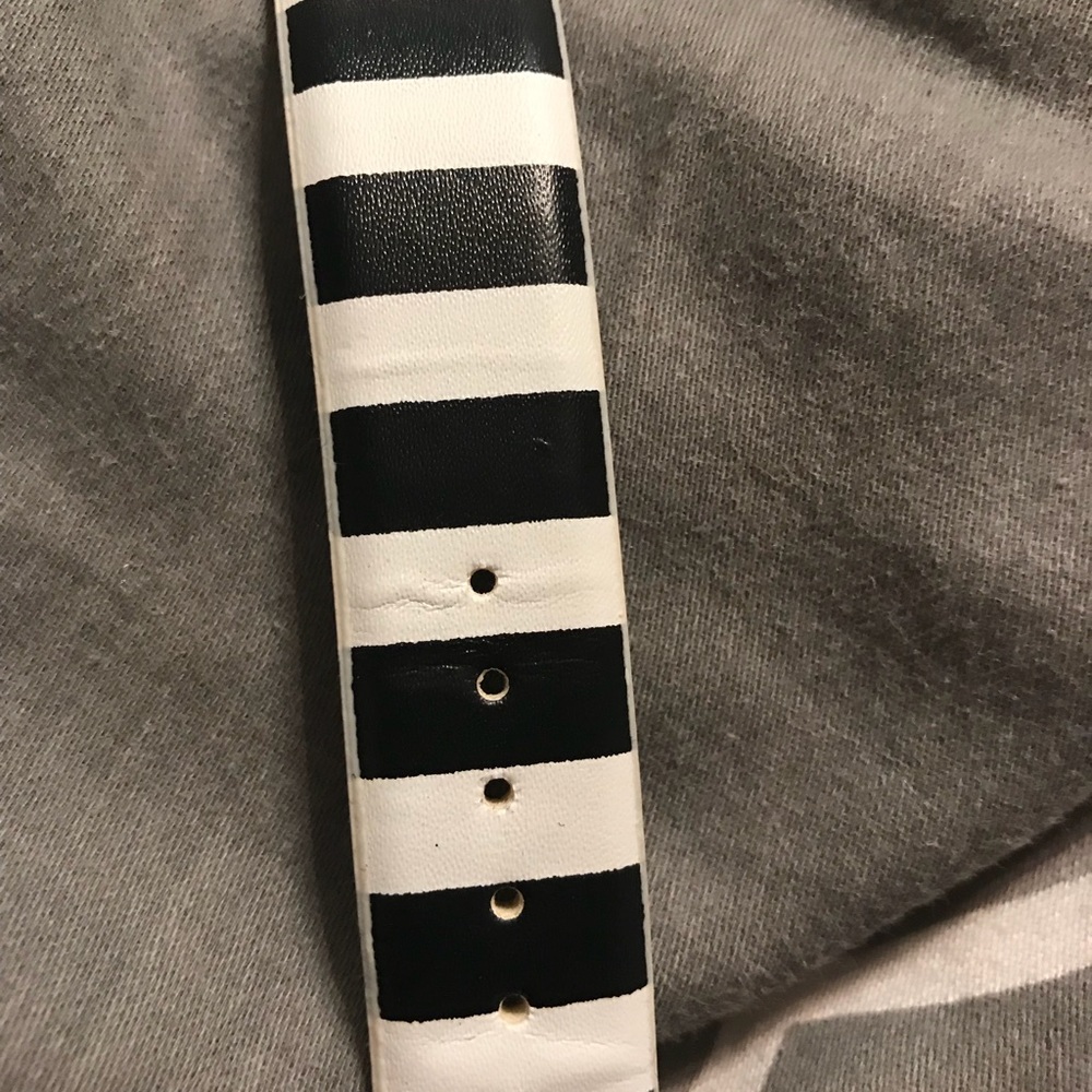 Watch - Picture 3 of 4